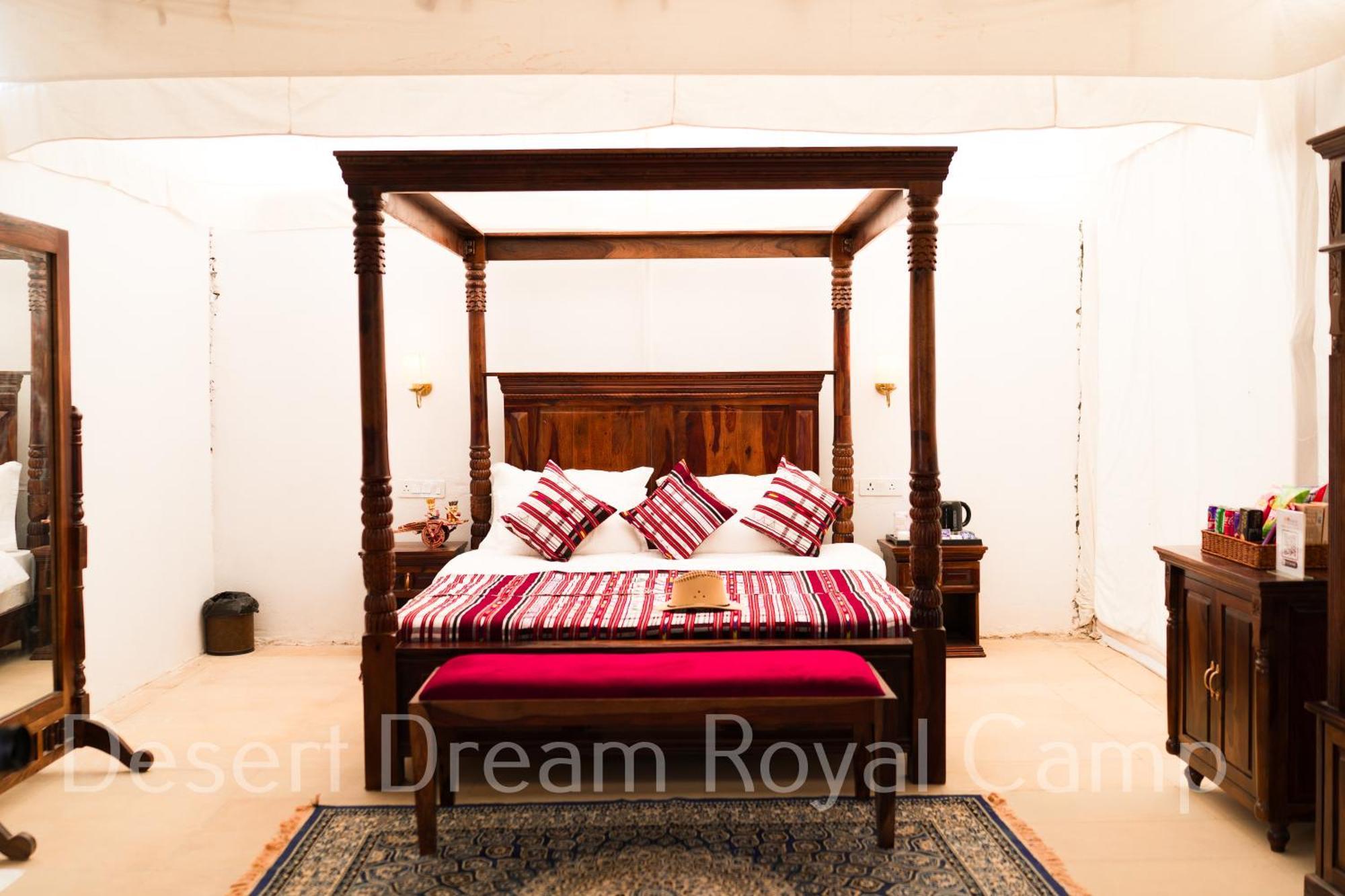 Hotel Desert Dream Royal Camp With Pool à Jaisalmer Extérieur photo