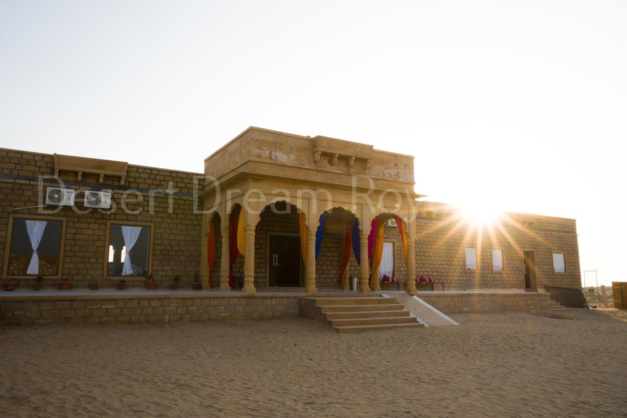 Hotel Desert Dream Royal Camp With Pool à Jaisalmer Extérieur photo