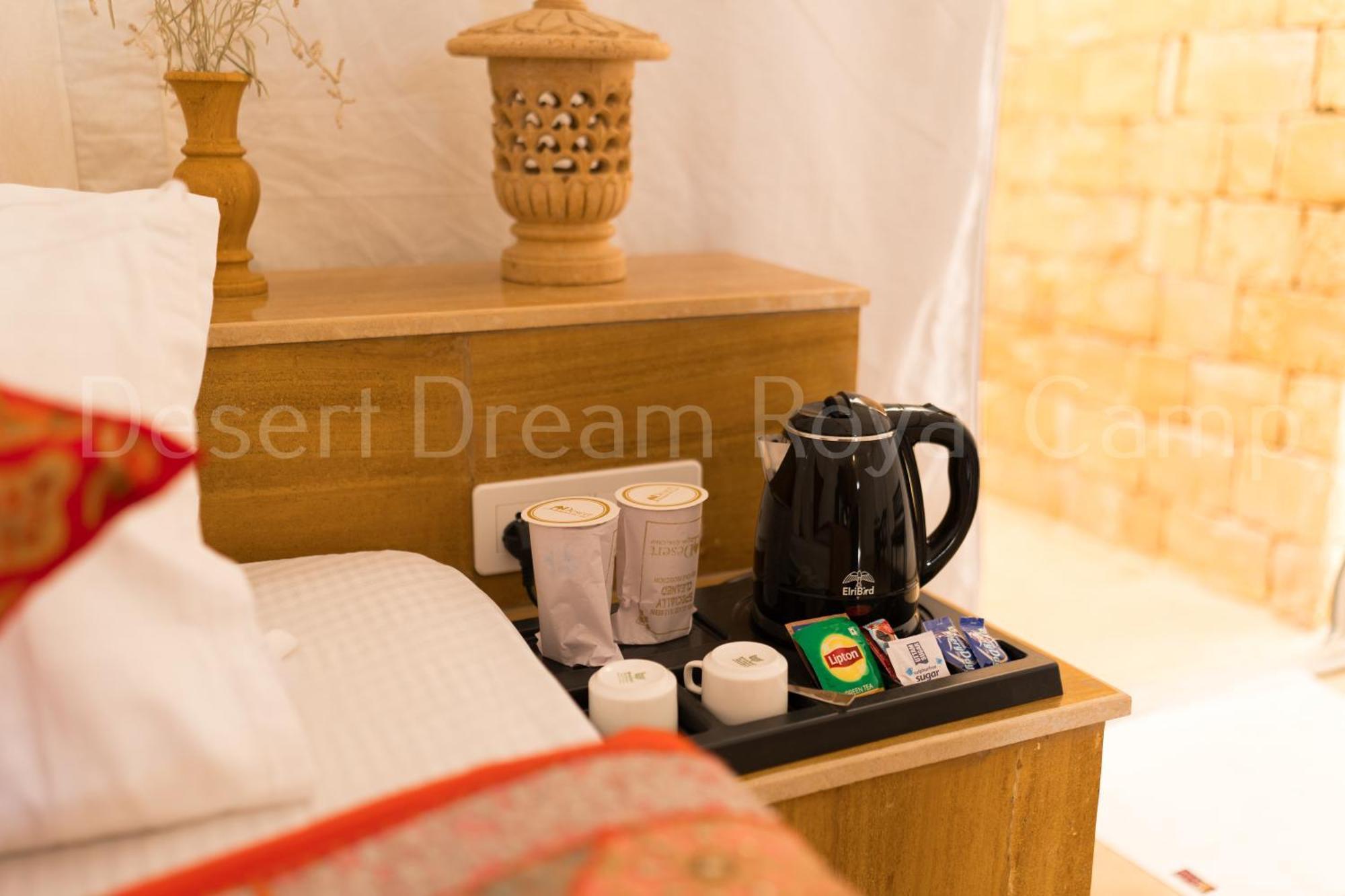 Hotel Desert Dream Royal Camp With Pool à Jaisalmer Extérieur photo