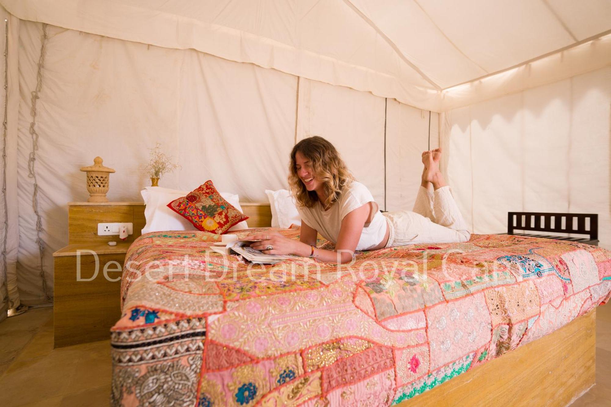 Hotel Desert Dream Royal Camp With Pool à Jaisalmer Extérieur photo